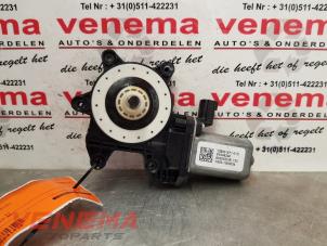 Gebruikte Portierruitmotor Renault Captur (2R) 0.9 Energy TCE 12V Prijs € 29,99 Margeregeling aangeboden door Venema Autoparts