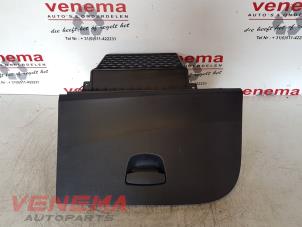 Gebruikte Dashboardkastje Seat Ibiza ST (6J8) 1.2 TDI Ecomotive Prijs € 24,99 Margeregeling aangeboden door Venema Autoparts