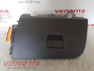 Gebruikte Dashboardkastje Opel Astra K Sports Tourer 1.6 CDTI 136 16V Prijs € 34,99 Margeregeling aangeboden door Venema Autoparts