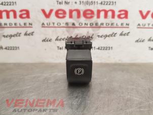 Gebruikte Handrem schakelaar Opel Astra K Sports Tourer 1.6 CDTI 136 16V Prijs € 14,99 Margeregeling aangeboden door Venema Autoparts