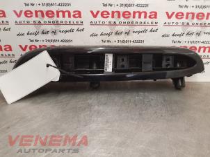 Gebruikte Armleuning BMW 3 serie (E46/2) 318 Ci 16V Prijs € 49,99 Margeregeling aangeboden door Venema Autoparts