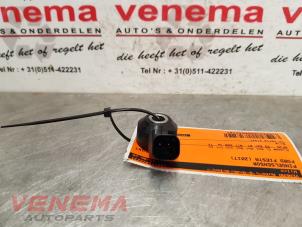 Klopsensor van een Ford Fiesta 6 (JA8) 1.0 EcoBoost 12V 100 2017