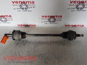 Gebruikte Steekas links-achter Mercedes E (VF211) 2.2 E-220 CDI 16V Prijs € 149,99 Margeregeling aangeboden door Venema Autoparts