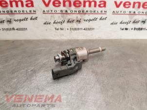 Gebruikte Injector (benzine injectie) Volkswagen Golf VI (5K1) 1.4 TSI 160 16V Prijs € 69,99 Margeregeling aangeboden door Venema Autoparts