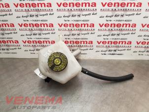 Gebruikte Hoofdremcilinder BMW 1 serie (F20) 116i 1.6 16V Prijs € 44,99 Margeregeling aangeboden door Venema Autoparts