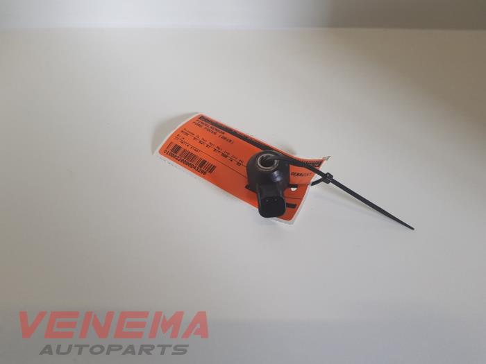Gebruikte Sensor Pingel/klop Ford Focus 3 1.0 Ti-VCT EcoBoost 12V 125 Prijs € 14,99 Margeregeling aangeboden door Venema Autoparts