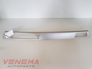 Gebruikte Dashboard sierlijst BMW 3 serie Touring (E91) 316d 16V Prijs € 29,99 Margeregeling aangeboden door Venema Autoparts