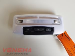 Gebruikte Binnenverlichting voor BMW 4 serie (F32) 428i xDrive 2.0 Turbo 16V Prijs € 34,99 Margeregeling aangeboden door Venema Autoparts