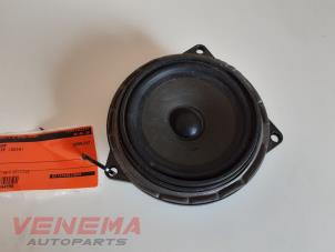 Gebruikte Speaker BMW 3 serie Gran Turismo (F34) 330d xDrive 3.0 24V Prijs € 8,99 Margeregeling aangeboden door Venema Autoparts