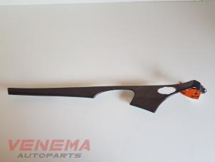 Gebruikte Sierstrip Mercedes E (VF211) 2.2 E-220 CDI 16V Prijs € 149,99 Margeregeling aangeboden door Venema Autoparts