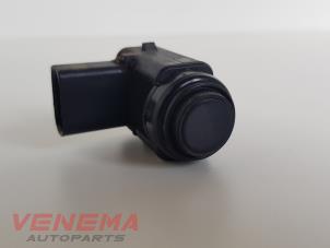 Gebruikte Parkeersensor Volkswagen Golf V (1K1) 2.0 TDI DPF Prijs € 14,99 Margeregeling aangeboden door Venema Autoparts