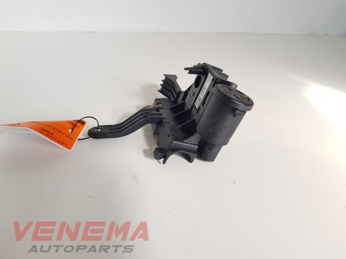 Gebruikte Diversen Audi A4 Avant (B9) 2.0 35 TDI 16V Prijs € 59,99 Margeregeling aangeboden door Venema Autoparts