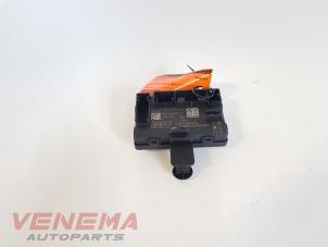 Gebruikte Module Centrale Deurvergrendeling Audi A4 Avant (B9) 2.0 35 TDI 16V Prijs € 49,99 Margeregeling aangeboden door Venema Autoparts