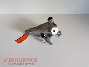 Gebruikte Motorsteun Audi A4 Avant (B9) 2.0 35 TDI 16V Prijs € 24,99 Margeregeling aangeboden door Venema Autoparts