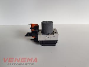 Gebruikte ABS Pomp Mercedes CLS (C218) 250 CDI BlueEfficiency,BlueTEC, 250 d Prijs € 119,99 Margeregeling aangeboden door Venema Autoparts