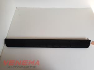 Gebruikte Speakerkap Mercedes CLS (C218) 250 CDI BlueEfficiency,BlueTEC, 250 d Prijs € 99,99 Margeregeling aangeboden door Venema Autoparts