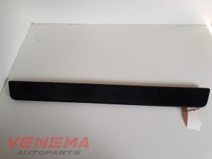 Gebruikte Speakerkap Mercedes E (W212) E-250 CDI 16V BlueTec Prijs € 99,99 Margeregeling aangeboden door Venema Autoparts