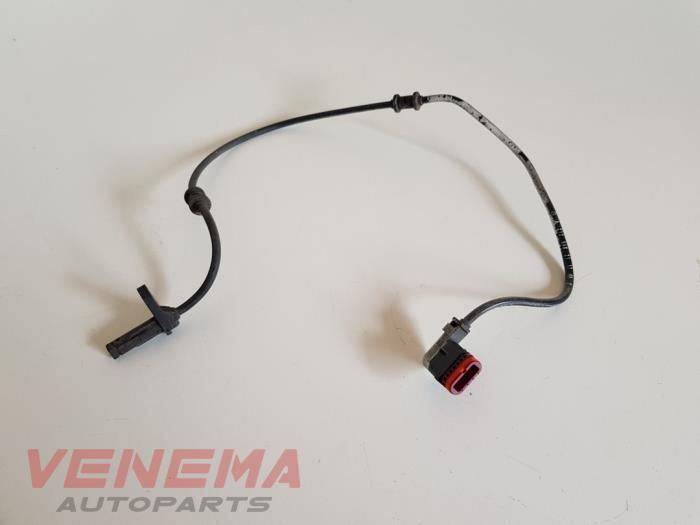 Gebruikte ABS Sensor Mercedes CLS (C218) 250 CDI BlueEfficiency,BlueTEC, 250 d Prijs € 14,99 Margeregeling aangeboden door Venema Autoparts