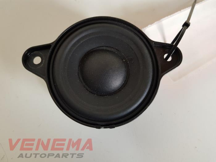 Gebruikte Luidspreker Mercedes E (W212) E-250 CDI 16V BlueTec Prijs € 39,99 Margeregeling aangeboden door Venema Autoparts