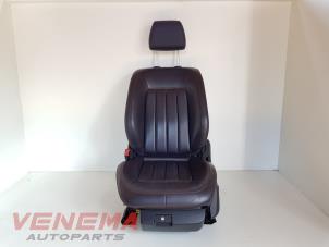Gebruikte Voorstoel links Mercedes CLS (C218) 250 CDI BlueEfficiency,BlueTEC, 250 d Prijs € 249,99 Margeregeling aangeboden door Venema Autoparts