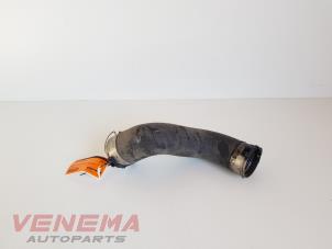 Gebruikte Intercooler Slang Mercedes C Estate (S204) 2.2 C-200 CDI 16V BlueEFFICIENCY Prijs € 49,99 Margeregeling aangeboden door Venema Autoparts