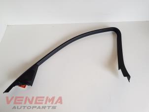 Gebruikte Carrosserielijst BMW 3 serie Touring (E91) 320i 16V Prijs € 19,99 Margeregeling aangeboden door Venema Autoparts