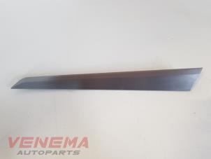 Gebruikte Sierlijst Mercedes C Estate (S204) 2.2 C-200 CDI 16V . Prijs € 34,99 Margeregeling aangeboden door Venema Autoparts