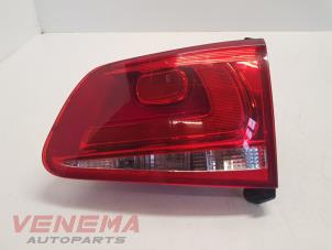 Gebruikte Achterlicht rechts Volkswagen Touareg (7PA/PH) 3.0 TDI V6 24V Prijs € 79,99 Margeregeling aangeboden door Venema Autoparts
