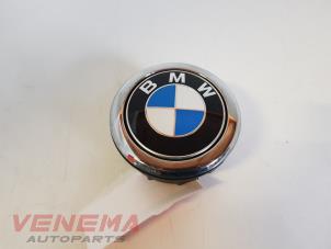 Gebruikte Achterklep Handgreep BMW 1 serie (F21) 114i 1.6 16V Prijs € 29,99 Margeregeling aangeboden door Venema Autoparts