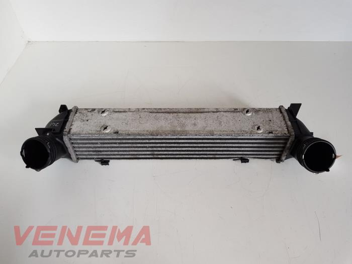 Gebruikte Intercooler BMW 3 serie Touring (E91) 316d 16V Prijs € 34,99 Margeregeling aangeboden door Venema Autoparts