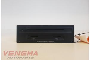 Gebruikte CD Wisselaar Volkswagen Touareg (7PA/PH) 3.0 TDI V6 24V Prijs € 499,99 Margeregeling aangeboden door Venema Autoparts