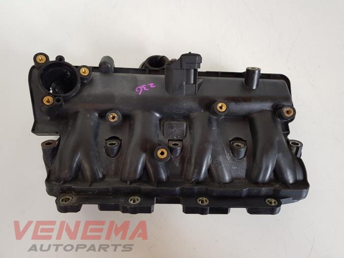 Gebruikte Spruitstuk Inlaat Fiat Grande Punto (199) 1.3 JTD Multijet 16V 85 Actual Prijs € 44,99 Margeregeling aangeboden door Venema Autoparts
