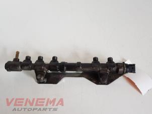 Gebruikte Injector brug Fiat Grande Punto (199) 1.3 JTD Multijet 16V 85 Actual Prijs € 49,99 Margeregeling aangeboden door Venema Autoparts