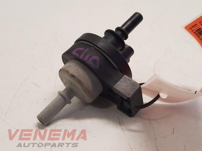 Vacuum ventiel van een Renault Clio IV (5R) 0.9 Energy TCE 90 12V 2018