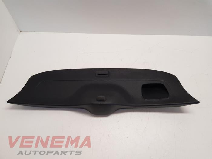 Volkswagen UP Bekledingen Achterklep voorraad Onderdelenlijn.nl Volkswagen UP Bekledingen Achterklep voorraad Onderdelenlijn.nl