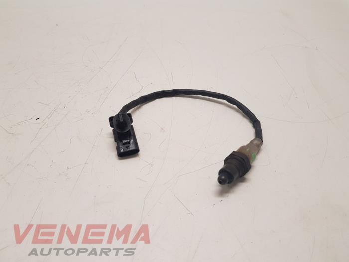 Używane Lambda Sonde Peugeot 208 I (CA/CC/CK/CL) 1.2 Vti 12V PureTech Cena € 79,99 Procedura marży oferowane przez Venema Autoparts