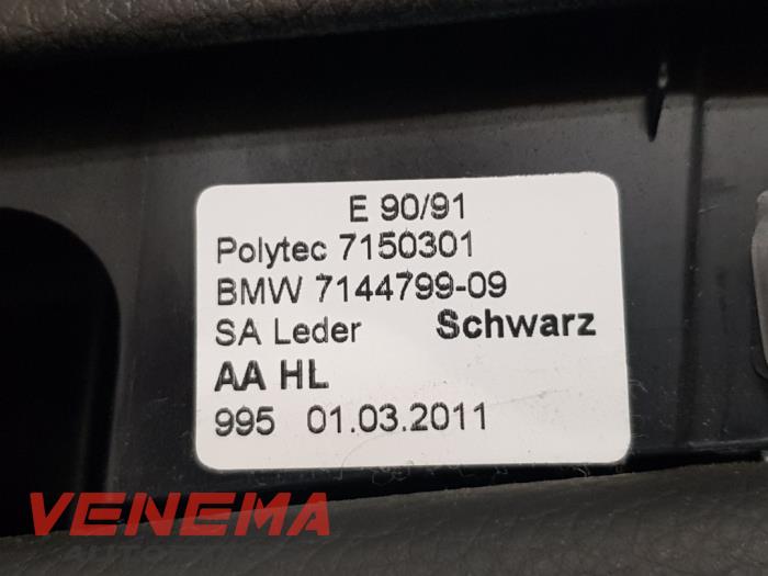 Portierbekleding 4Deurs links-achter van een BMW 3 serie Touring (E91) 318d 16V 2012