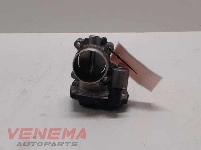Gebruikte Gasklephuis Ford Focus 3 1.5 EcoBoost 16V 150 Prijs € 49,99 Margeregeling aangeboden door Venema Autoparts