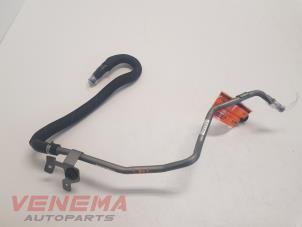 Gebruikte Oliedruk Leiding Volkswagen Touareg (7PA/PH) 3.0 TDI V6 24V Prijs € 49,99 Margeregeling aangeboden door Venema Autoparts