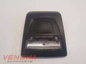 Gebruikte Binnenverlichting voor BMW 5 serie Touring (F11) 520d 16V Prijs € 139,99 Margeregeling aangeboden door Venema Autoparts