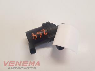 Gebruikte Extra waterpomp Volkswagen Touareg (7PA/PH) 3.0 TDI V6 24V Prijs € 74,99 Margeregeling aangeboden door Venema Autoparts