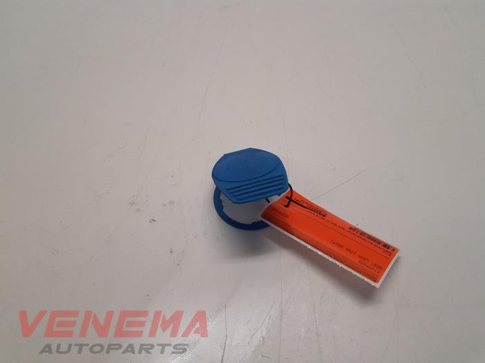Gebruikte Diversen Seat Leon (5FB) 1.0 TSI 12V Prijs € 9,99 Margeregeling aangeboden door Venema Autoparts