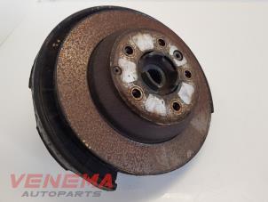 Gebruikte Asschenkel rechts-achter Volkswagen Touareg (7PA/PH) 3.0 TDI V6 24V Prijs € 199,99 Margeregeling aangeboden door Venema Autoparts