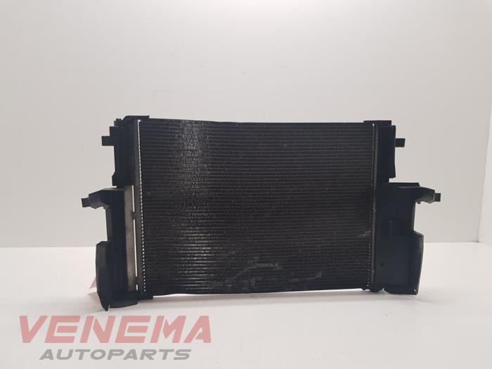 Gebruikte Radiateur Mercedes A (W176) 1.5 A-180 CDI, A-180d 16V Prijs € 99,99 Margeregeling aangeboden door Venema Autoparts