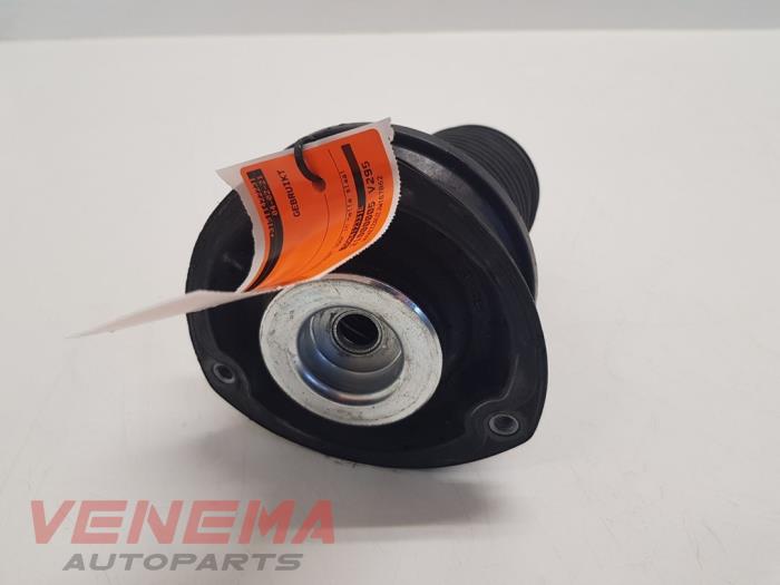 Gebruikte Diversen Volkswagen Golf VII (AUA) 1.0 TSI 12V Prijs € 14,99 Margeregeling aangeboden door Venema Autoparts