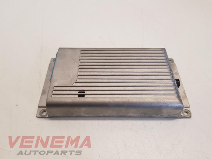 Gebruikte Module Telefoon BMW 1 serie (E81) 120i 16V Prijs € 149,99 Margeregeling aangeboden door Venema Autoparts