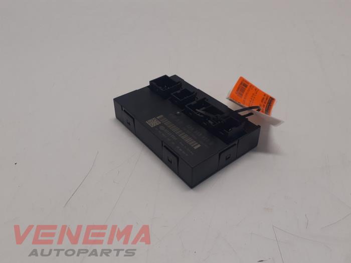 Computer Body Control van een Volkswagen Passat Variant (365) 1.6 TDI 16V Bluemotion 2014