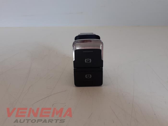 Gebruikte Handrem schakelaar Seat Leon ST (5FF) 1.4 TSI ACT 16V Prijs € 9,99 Margeregeling aangeboden door Venema Autoparts