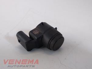 Gebruikte PDC Sensor BMW 3 serie (E90) 320d 16V Prijs € 24,99 Margeregeling aangeboden door Venema Autoparts