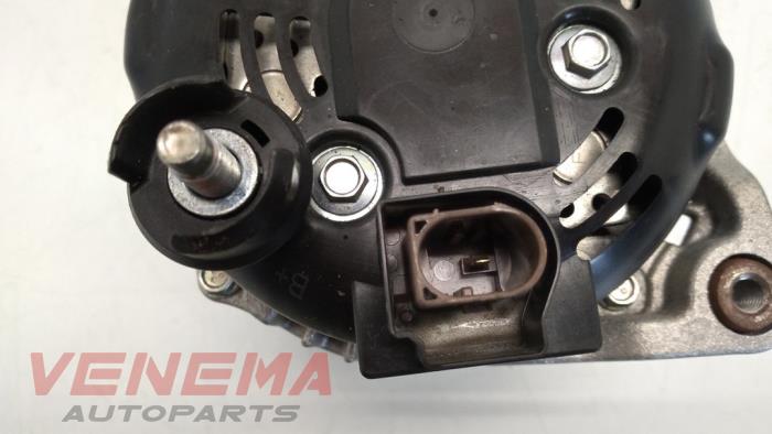 Dynamo van een Ford Focus 4 1.0 Ti-VCT EcoBoost 12V 125 2019